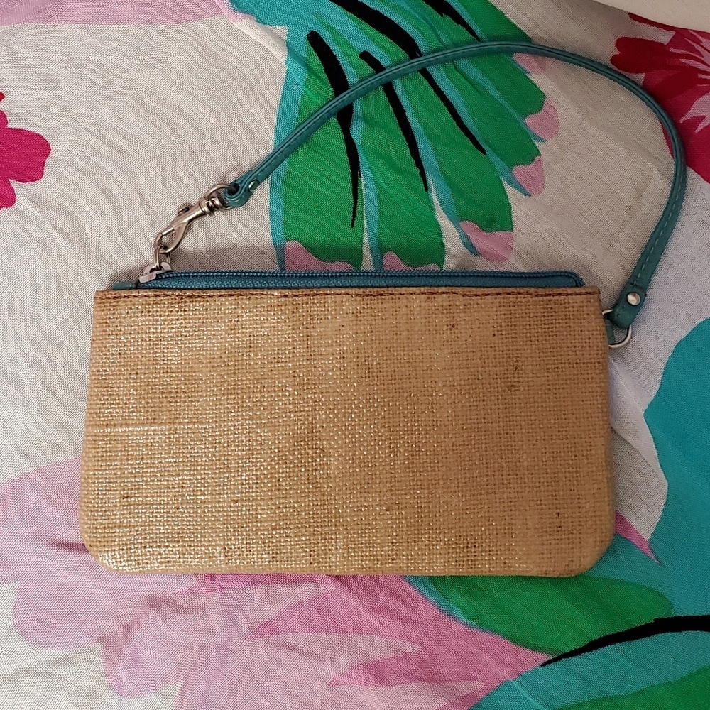 Fossil Keyper Wristlet - image 4